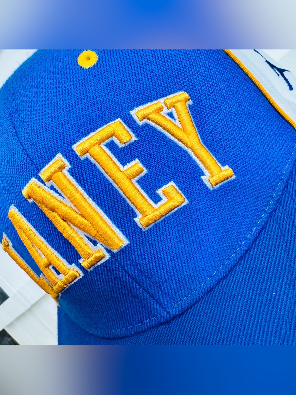 Nike Jordan Laney High School Fitted Hat Blue Jumpman Size 7 5/8 Men’s PreOwned - Picture 3 of 16
